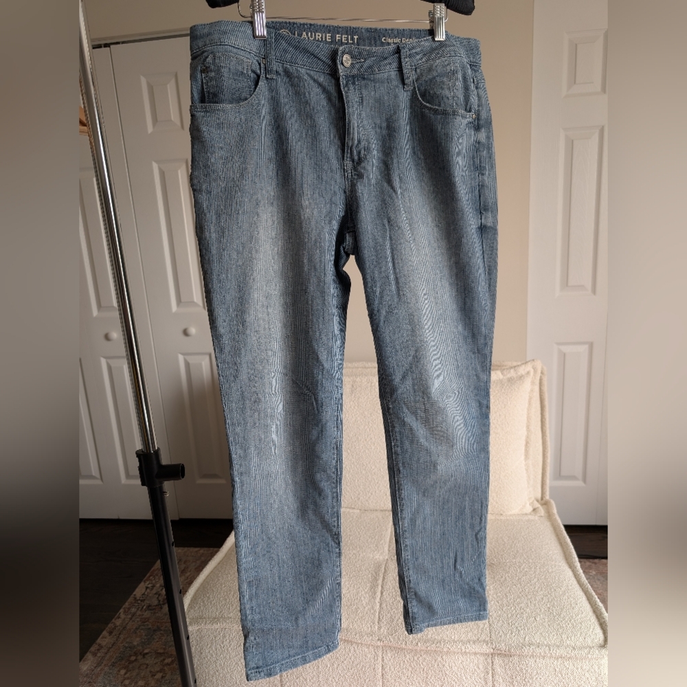 Laurie Felt Los Angeles Classic Denim Boyfriend Jeans Blue Striped Denim Size 12